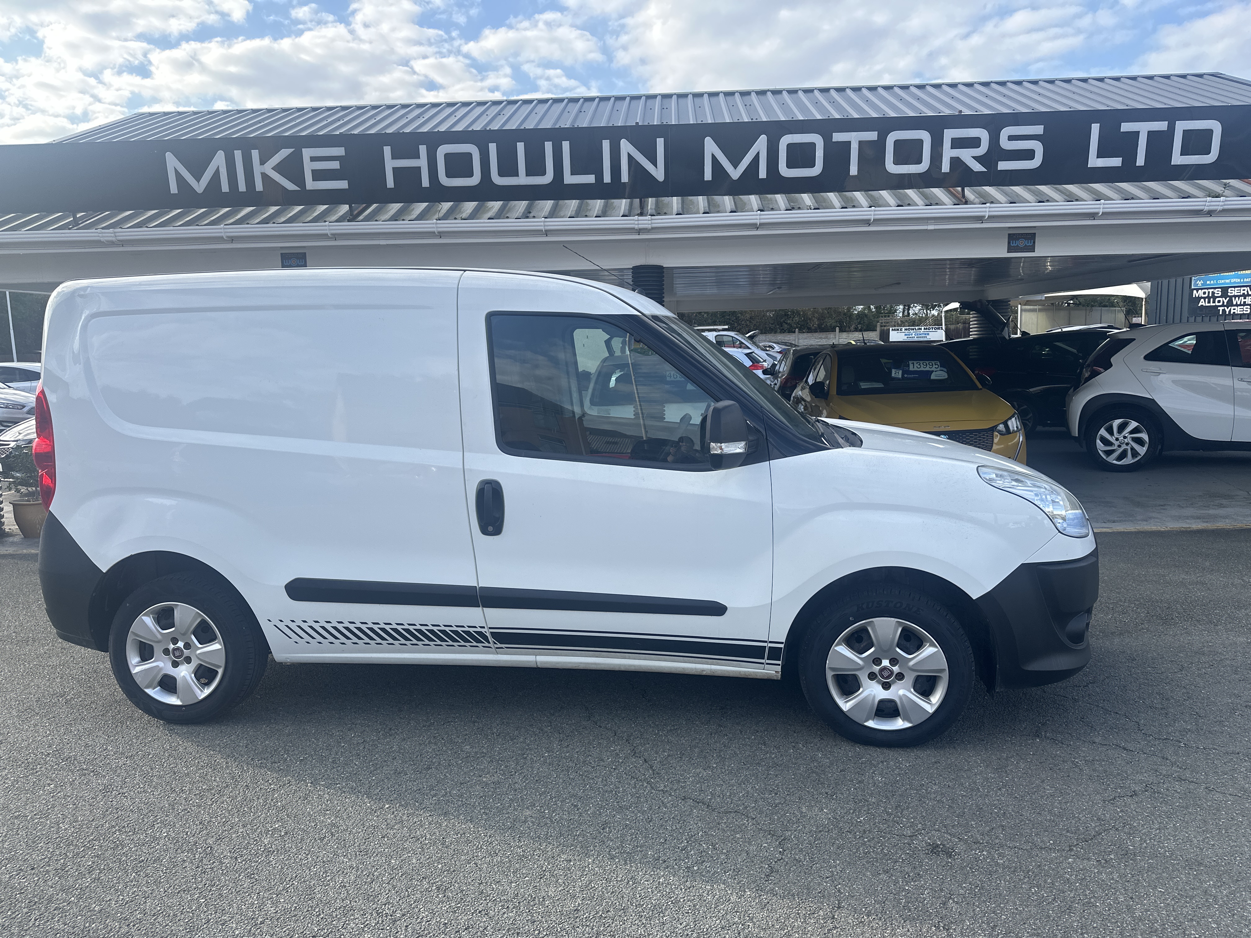 Fiat DOBLO 16V MULTIJET for sale at Mike Howlin Motor Sales Pembrokeshire