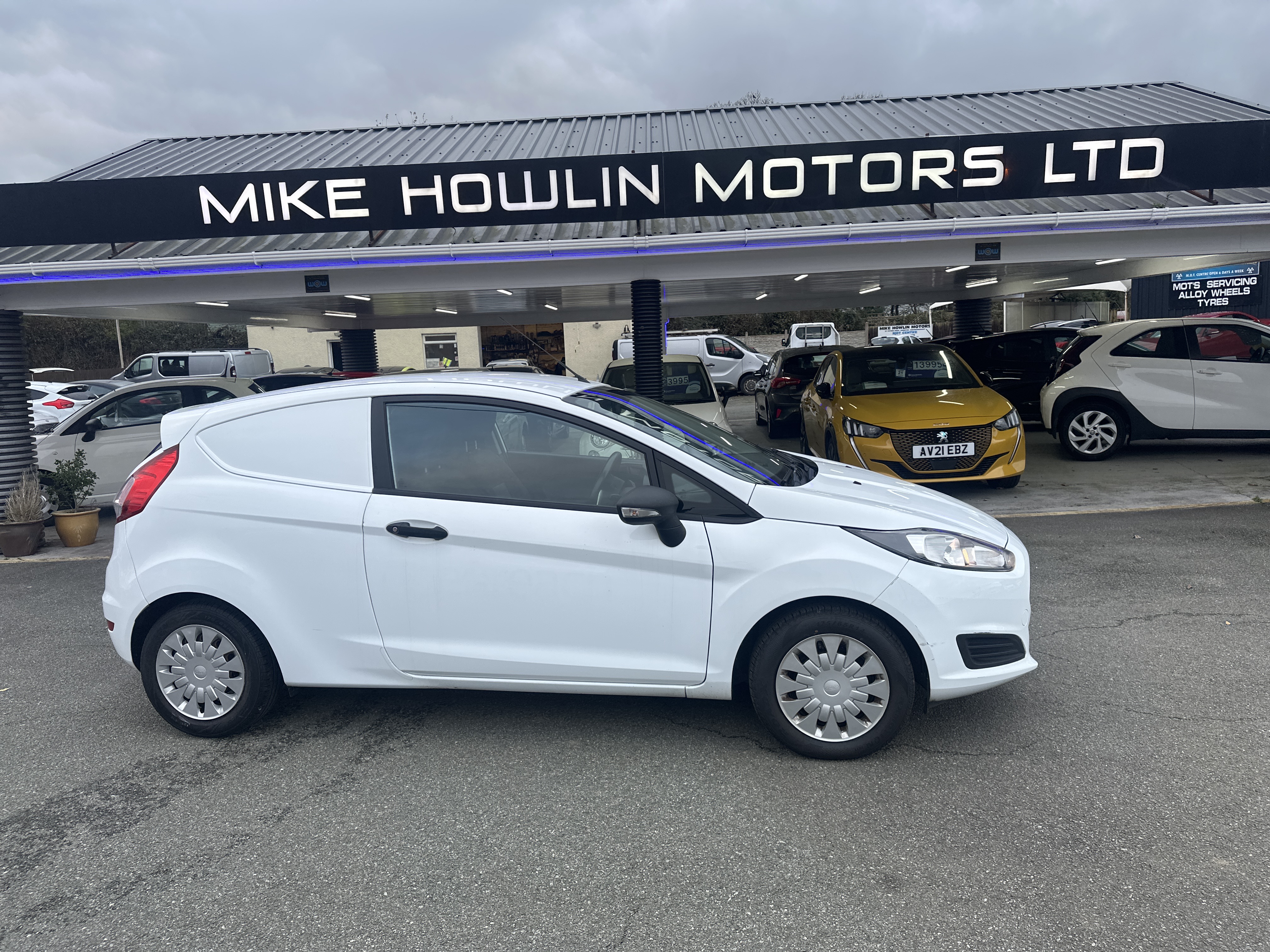 Ford FIESTA ECONETIC TECH TDCI for sale at Mike Howlin Motor Sales Pembrokeshire