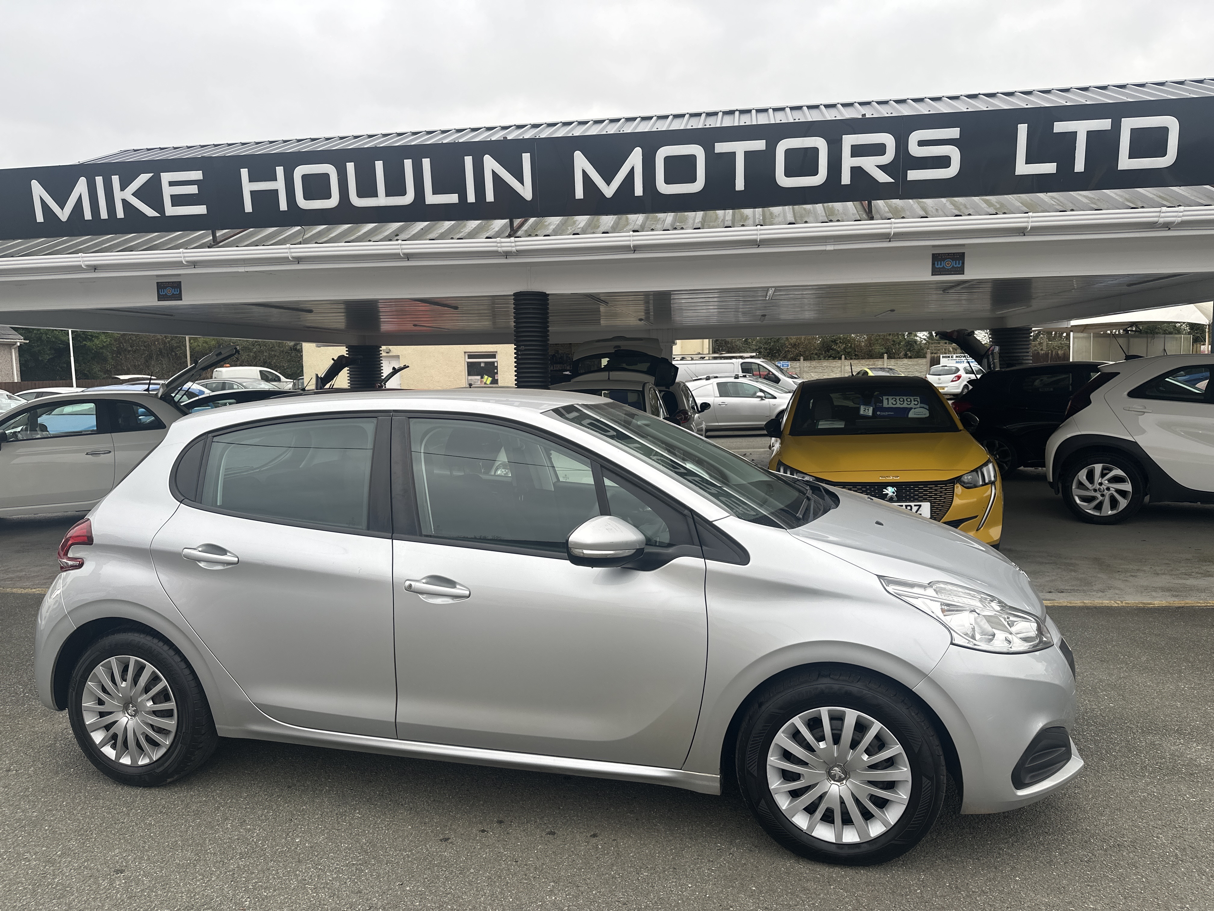 Peugeot 208 ACCESS BLUE HDI for sale at Mike Howlin Motor Sales Pembrokeshire