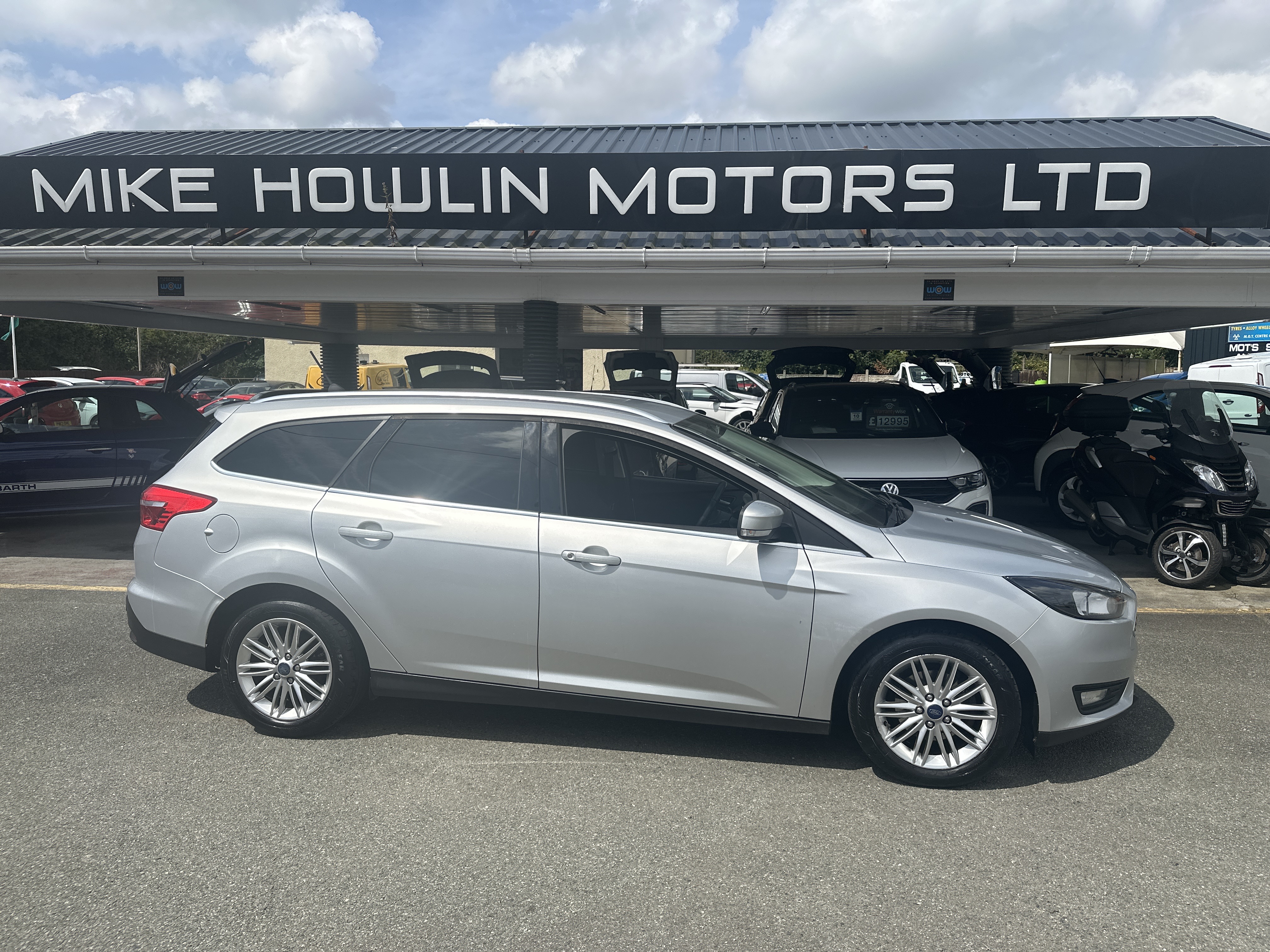 Ford FOCUS ZETEC EDTION CDTI for sale at Mike Howlin Motor Sales Pembrokeshire