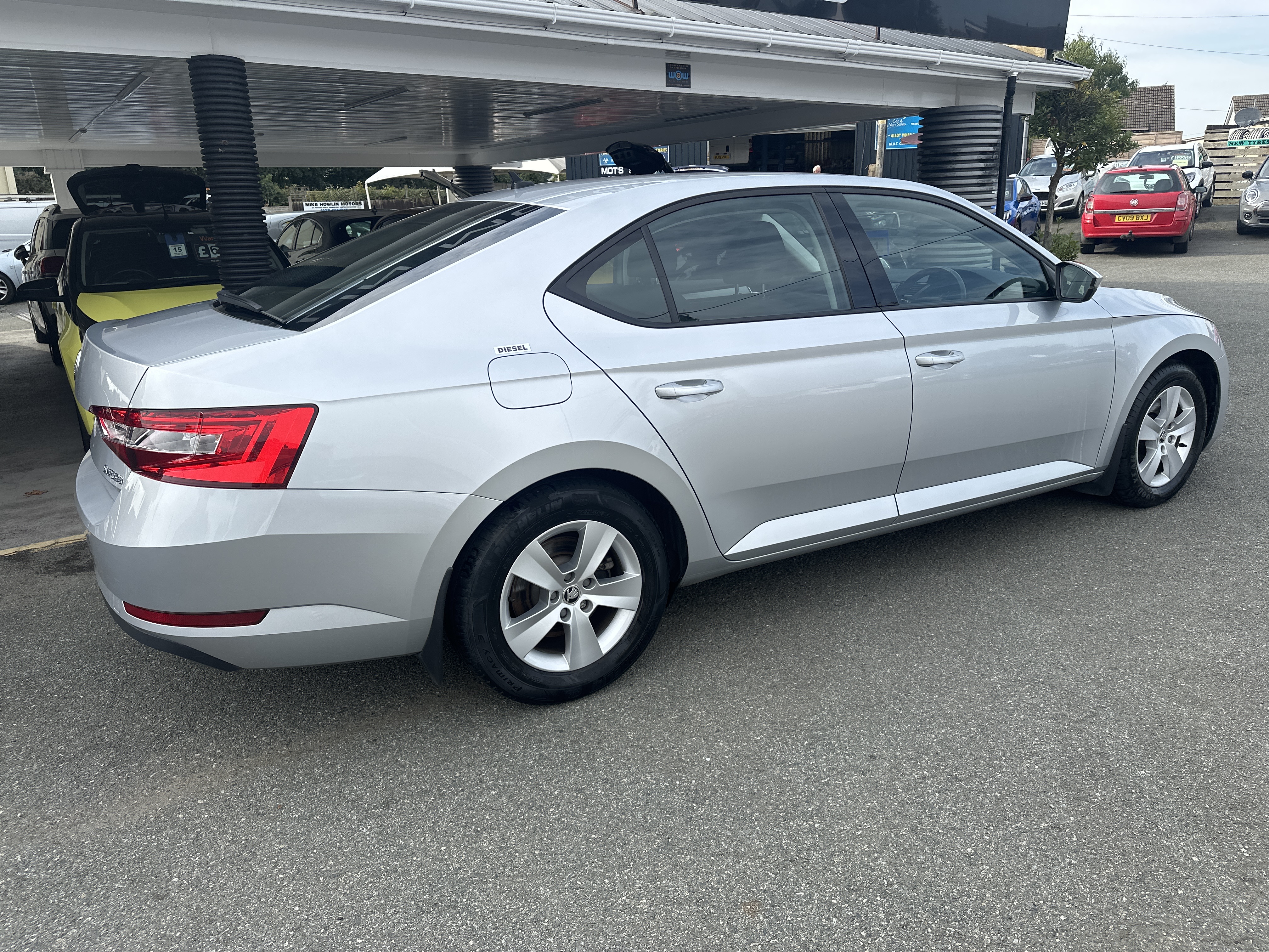  SKODA SUPERB S 120 TDI for sale at Mike Howlin Motor Sales Pembrokeshire