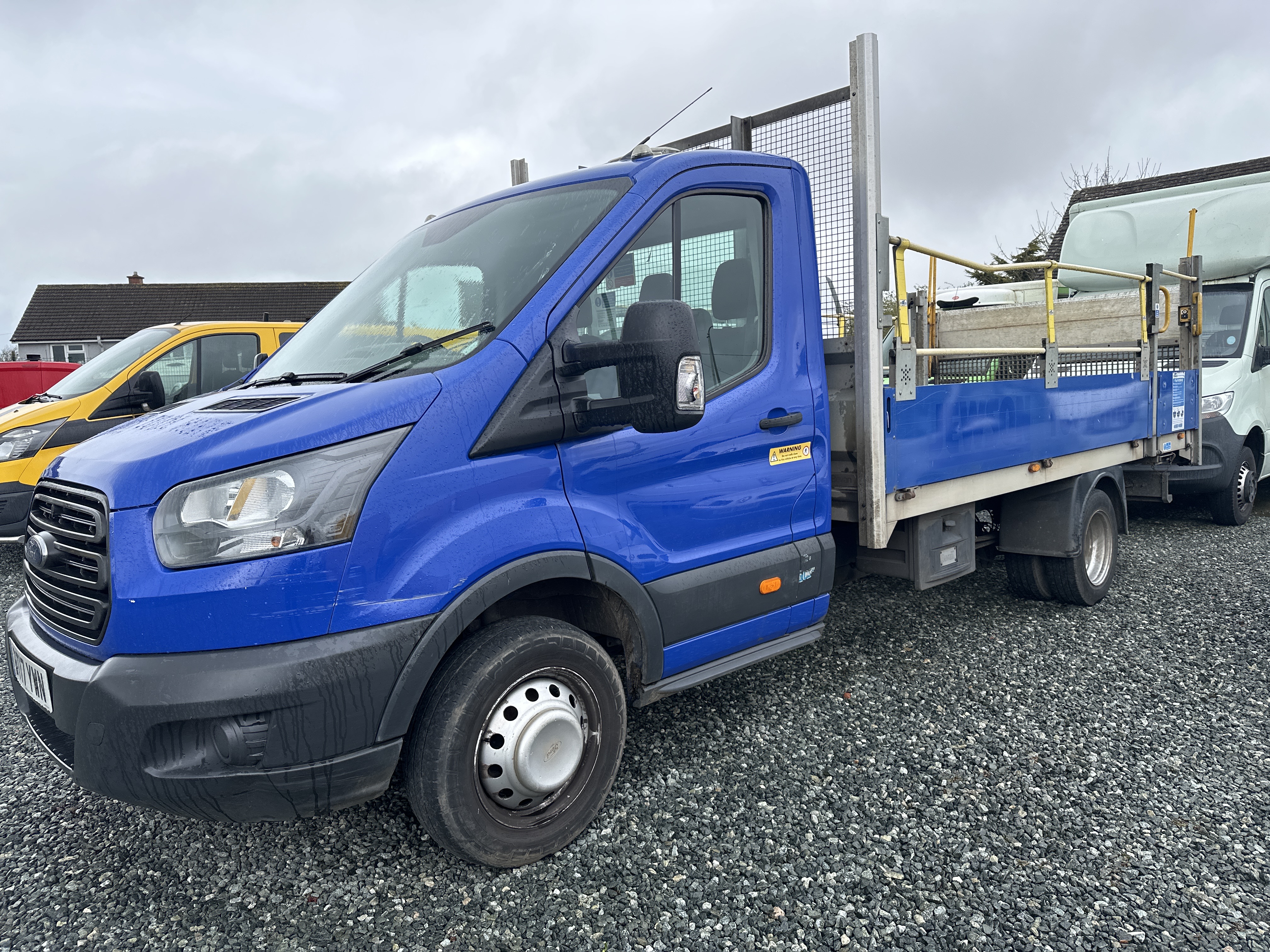 Ford TRANSIT DROPSIDE 350 LORRY for sale at Mike Howlin Motor Sales Pembrokeshire