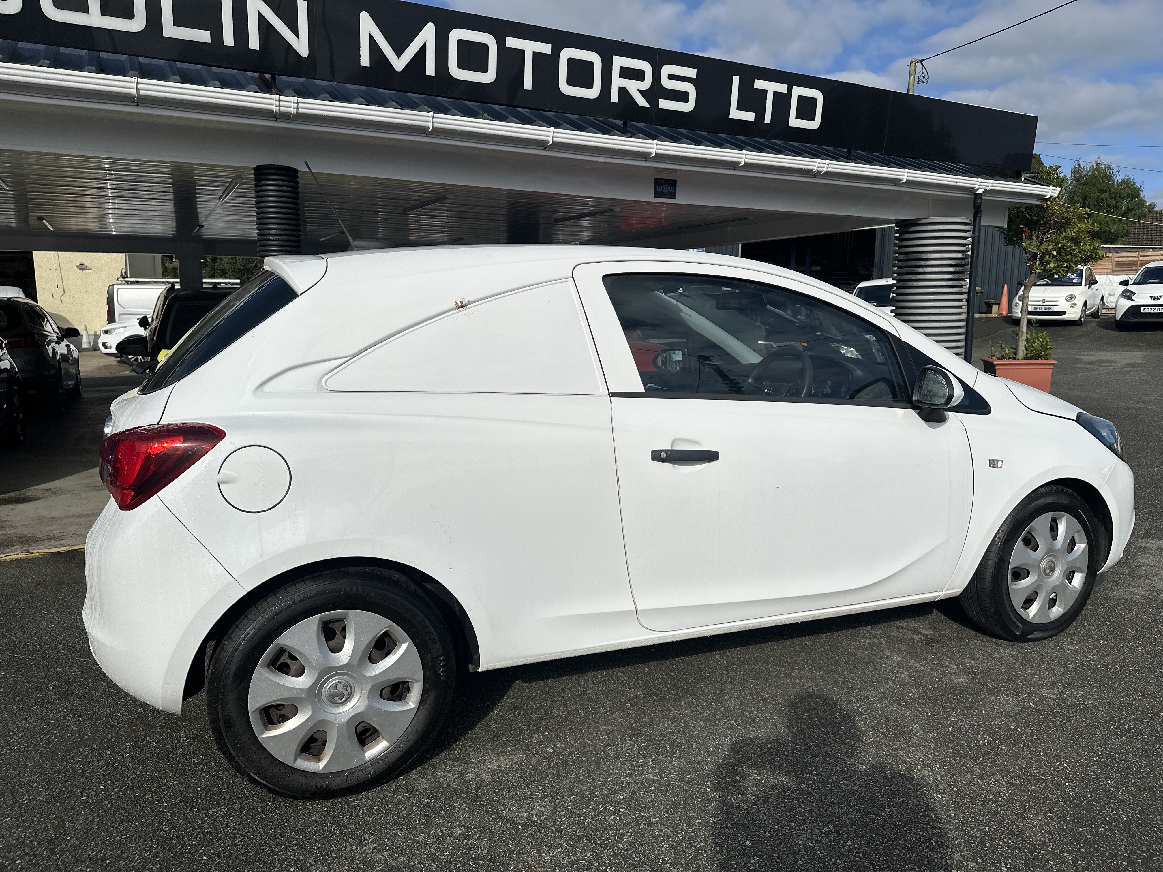 Vauxhall CORSA EXOFLEX CDTI for sale at Mike Howlin Motor Sales Pembrokeshire